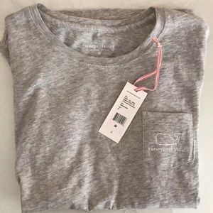 Vineyard Vines Graphic Tee with Vintage Whale